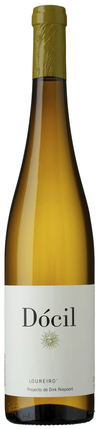 Adega Muralhas Vinho Verde 2024